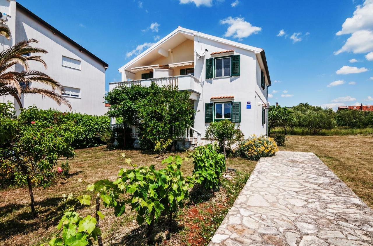 Apartmani Labud Sukošan Dış mekan fotoğraf