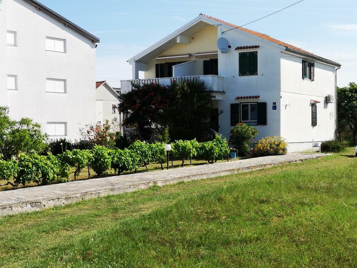 Apartmani Labud Sukošan Dış mekan fotoğraf